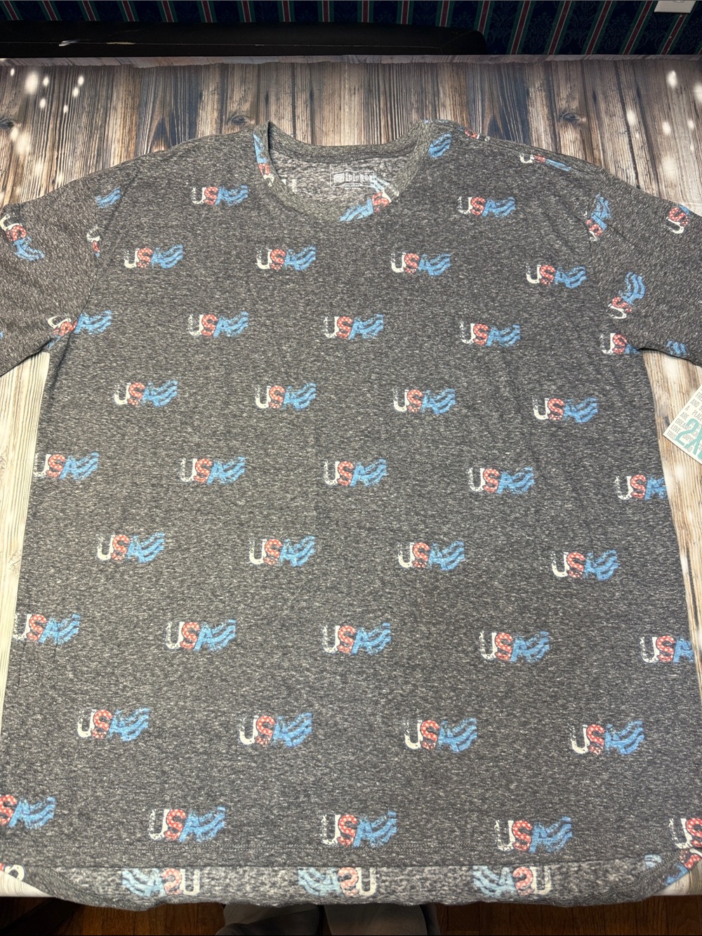 LuLaRoe Men’s Patrick T Charcoal Short Sleeve Tee with Red & Blue USA Motif